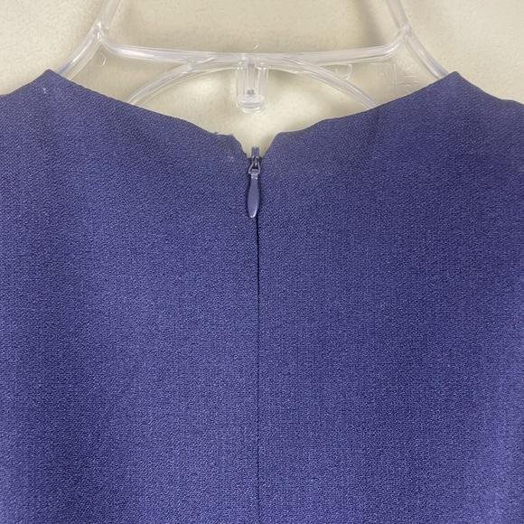 Tahari Navy Blue Sheath Dress with Gold Hardware on Belt w/ Front Slit Size 4 - Picture 8 of 13
